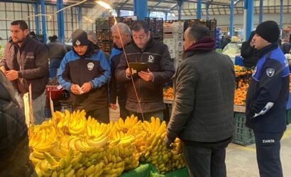 buyuksehir_belediyesi_pazar_yerlerini_vatandasin_hizmetine_uygun_hale_getiriyor_1