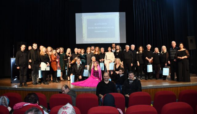 karanliga_ses_oldular_13