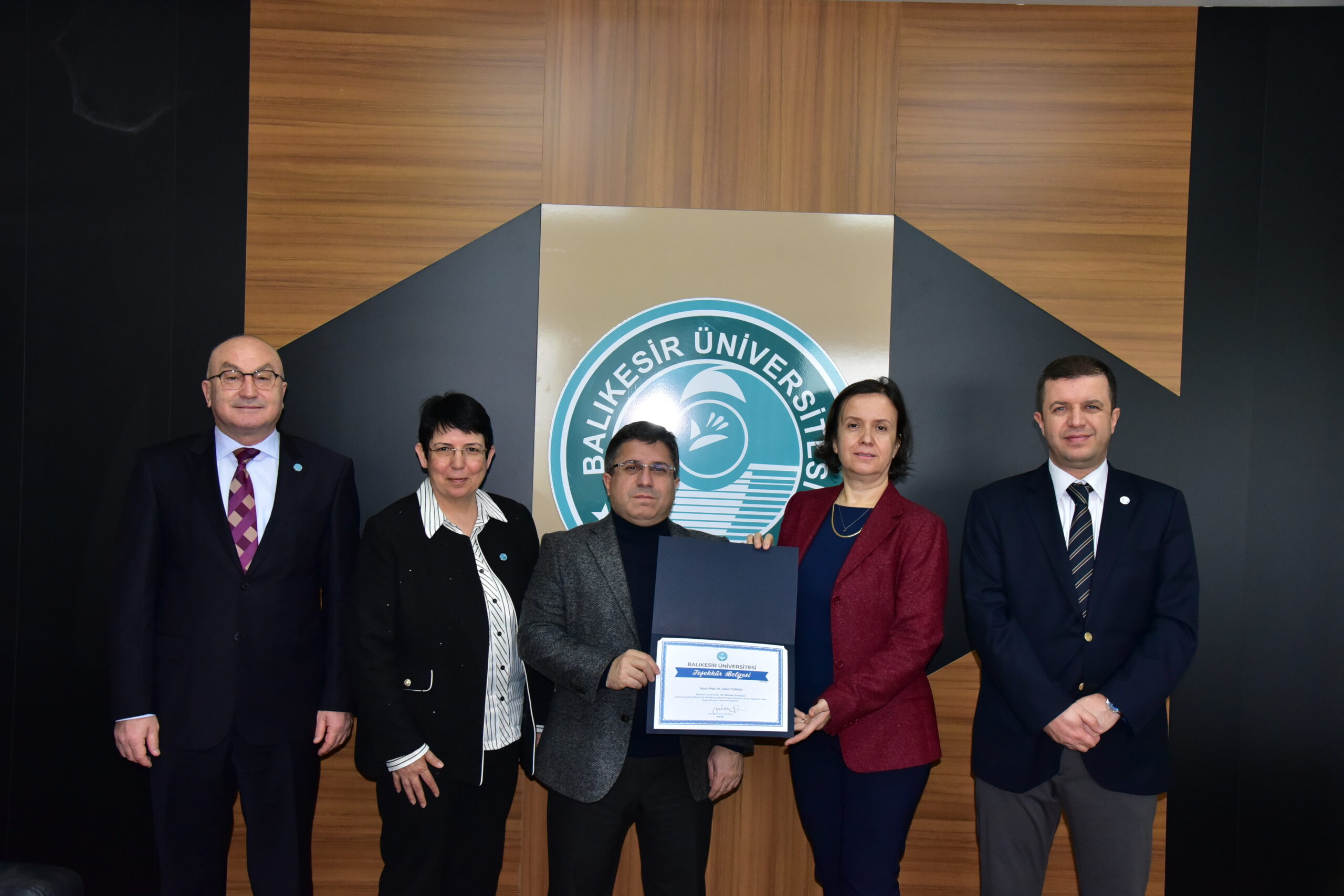 Fen Bilimleri Enstitüsünde Müdürlük Devir Teslim Töreni Gerçekleştirildi