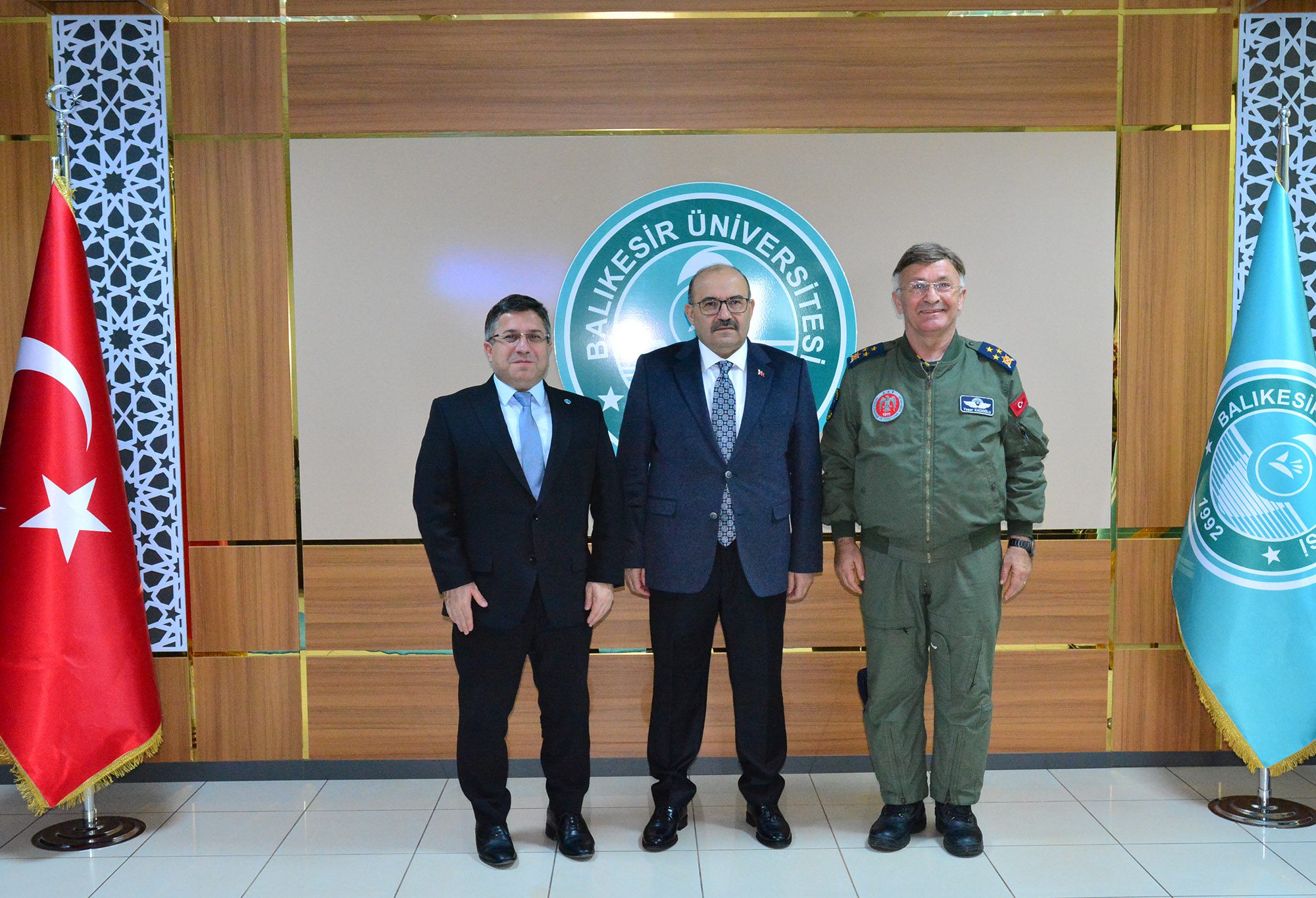 Vali Ustaoğlu ve Korgeneral Kadıoğlu’ndan BAÜN Rektörü Prof. Dr. Yücel Oğurlu’ya Ziyaret