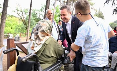 akın engellilere yardım