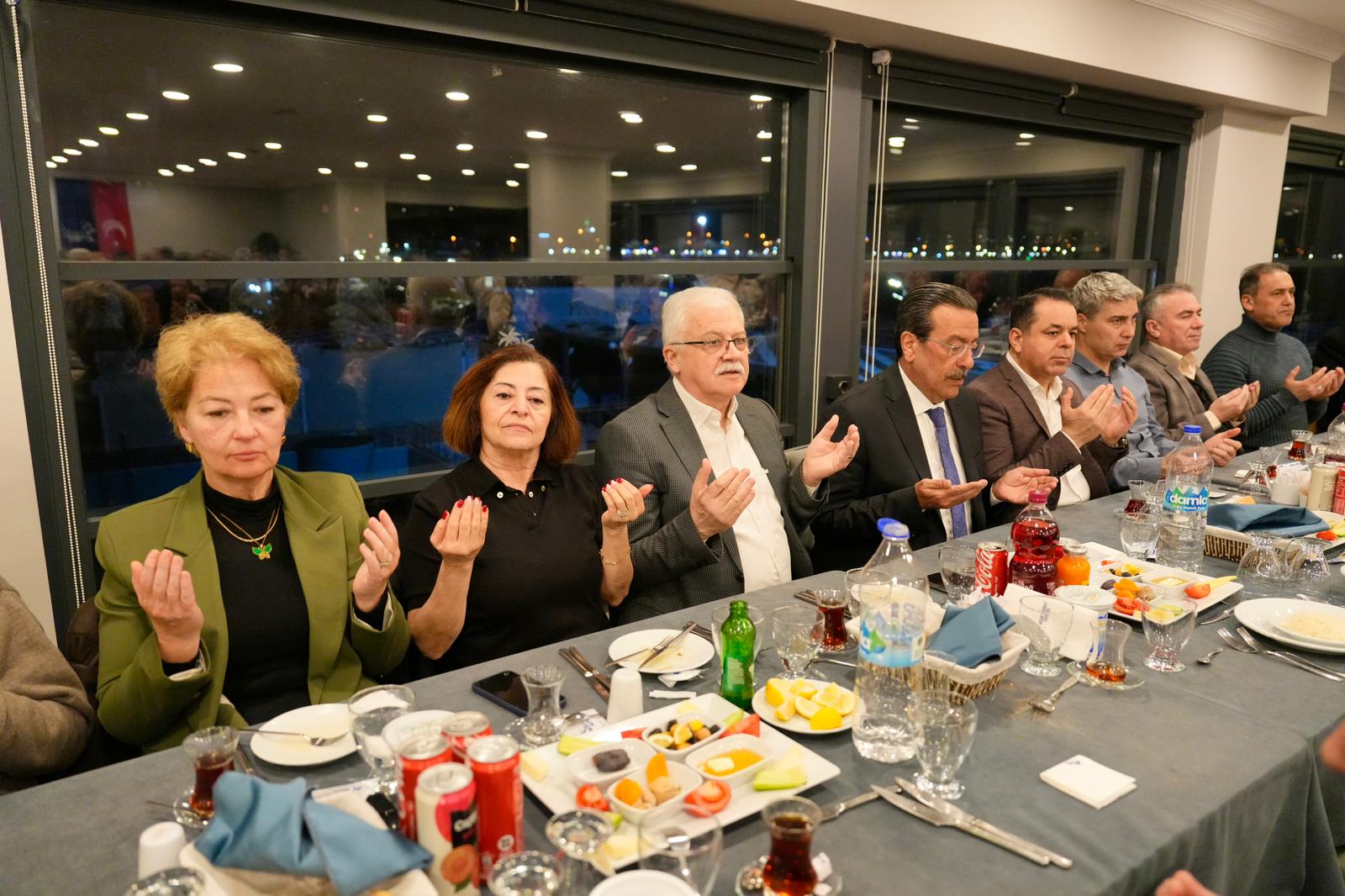 BAŞKAN DEVECİLER’DEN ŞEHİT AİLELERİ VE GAZİLER ONURUNA İFTAR