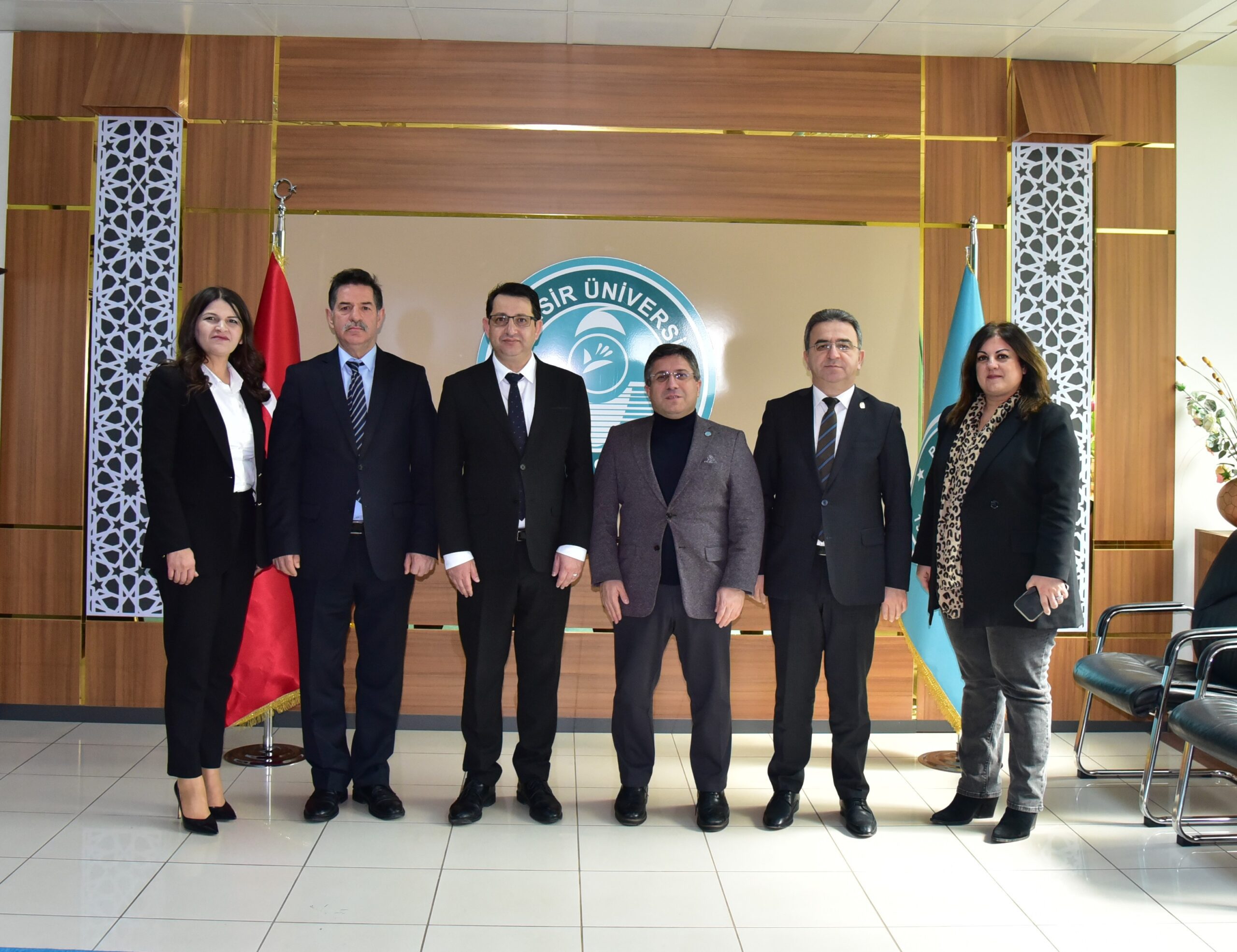 Balıkesir Defterdarlığından 37. Vergi Haftası Kapsamında Rektör Oğurlu’ya Ziyaret