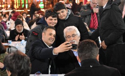 akin_erdekli_hemseriyleriyle_iftar_sofrasinda_bulustu_11