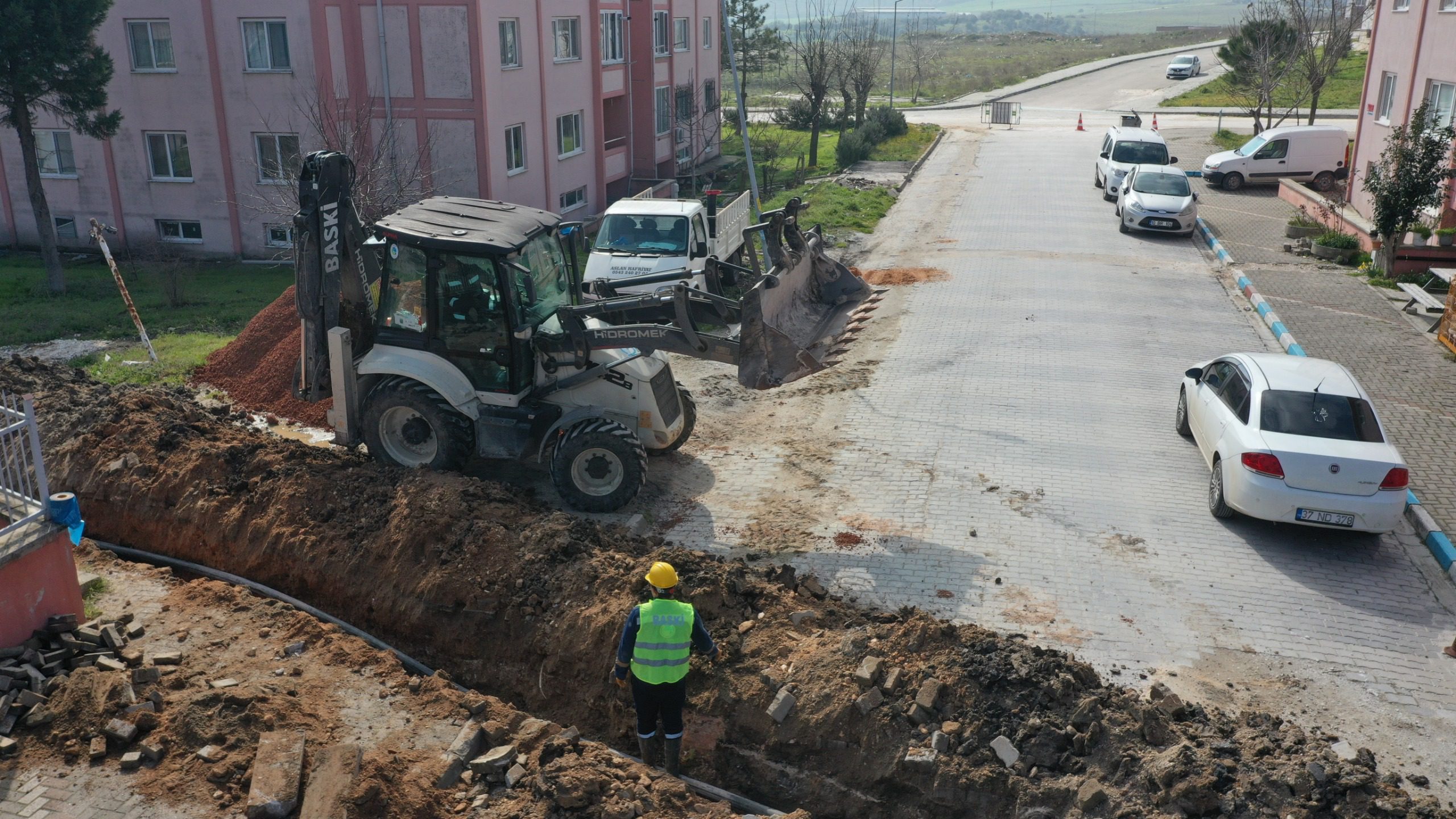 BASKİ Manyas’ta yıllanmış içme suyu hattını yeniledi