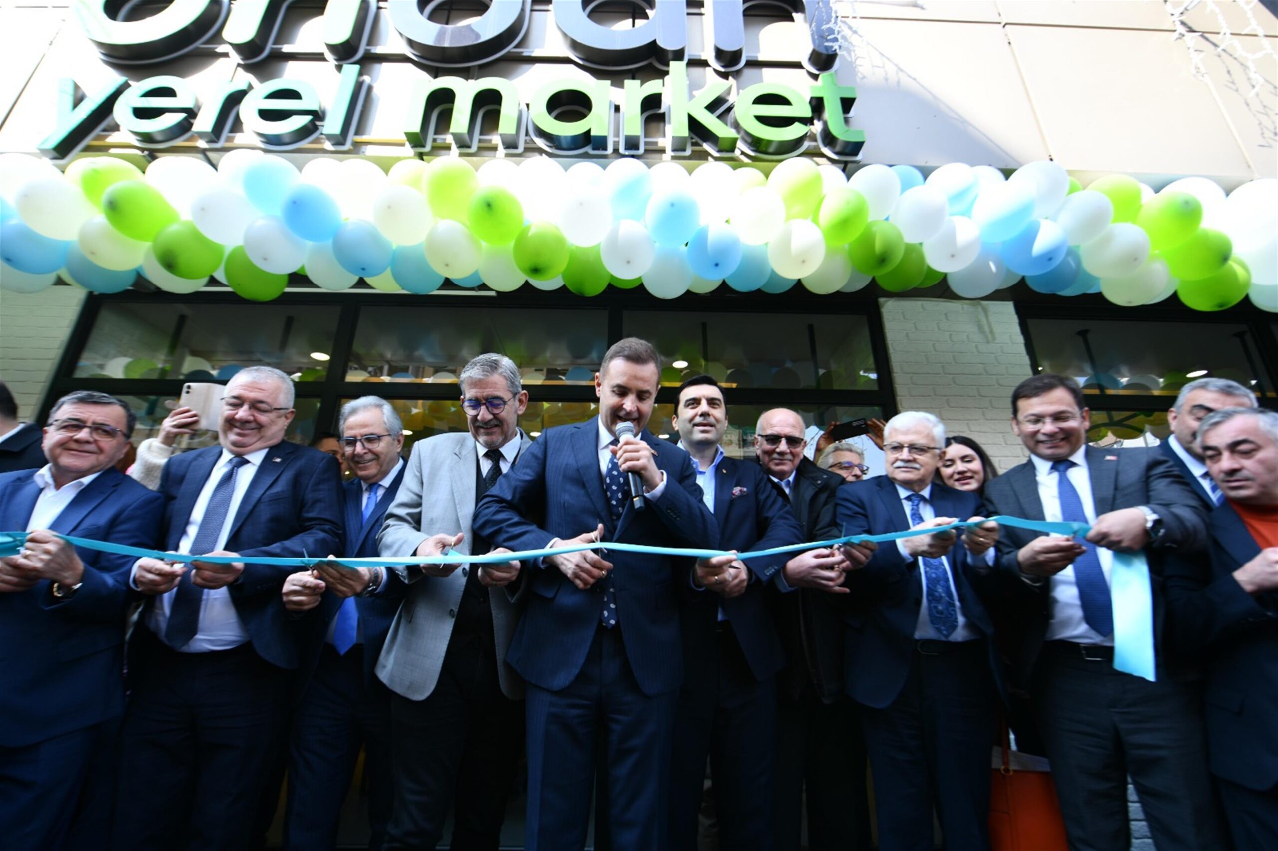 Büyükşehir emeğe değer kattı, Ondan Yerel Market’i hizmete açtı