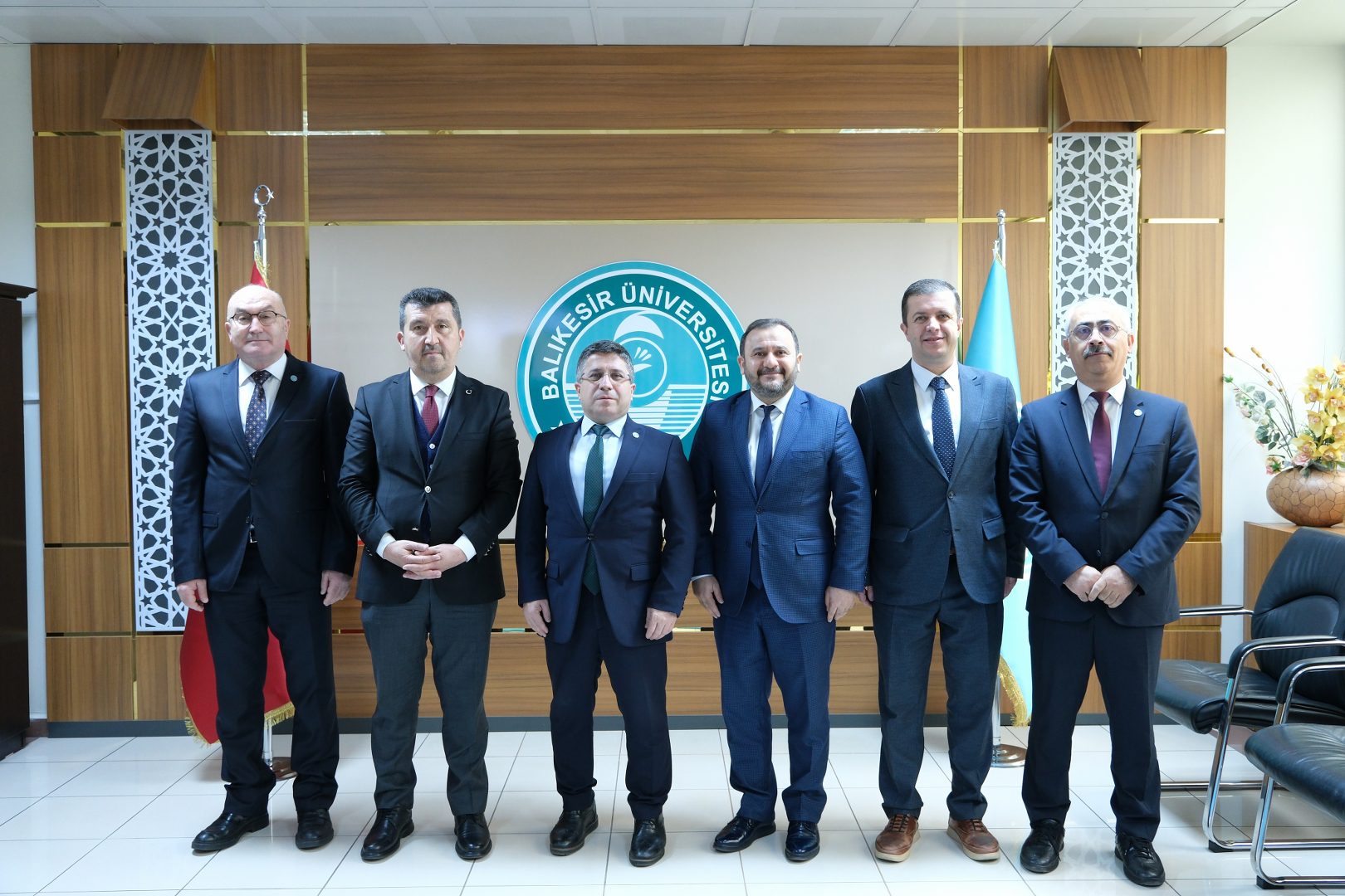 ASBÜ Rektörü Arıcan’dan Rektör Oğurlu’ya Ziyaret