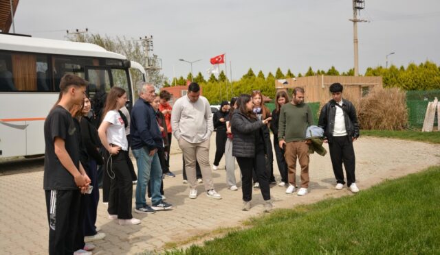 bacem_ile_ogrenciler_doganin_inceliklerini_ogreniyor_1_medium