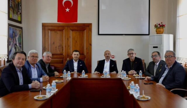 bd04bd9c-dace-41bc-a488-035c6b4eaeef