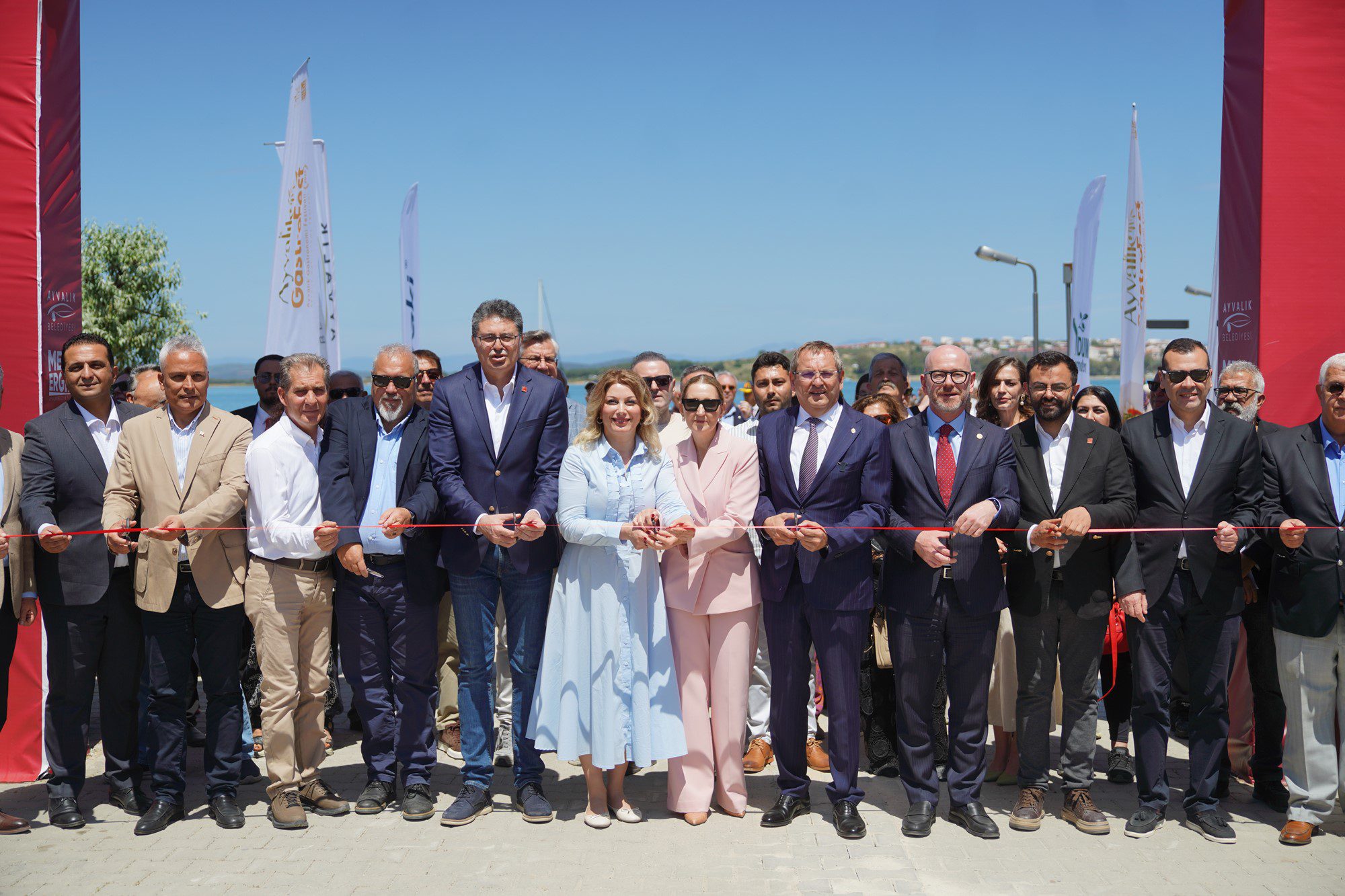 AYVALIK GASTROFEST COŞKULU BAŞLADI