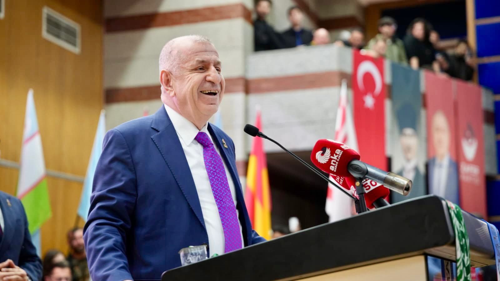 TÜRK MİLLETİNDEN TOPRAK TALEP EDENLERİN ALACAĞI TEK TOPRAK LEŞLERİNİ ÖRTEN TOPRAK OLACAKTIR