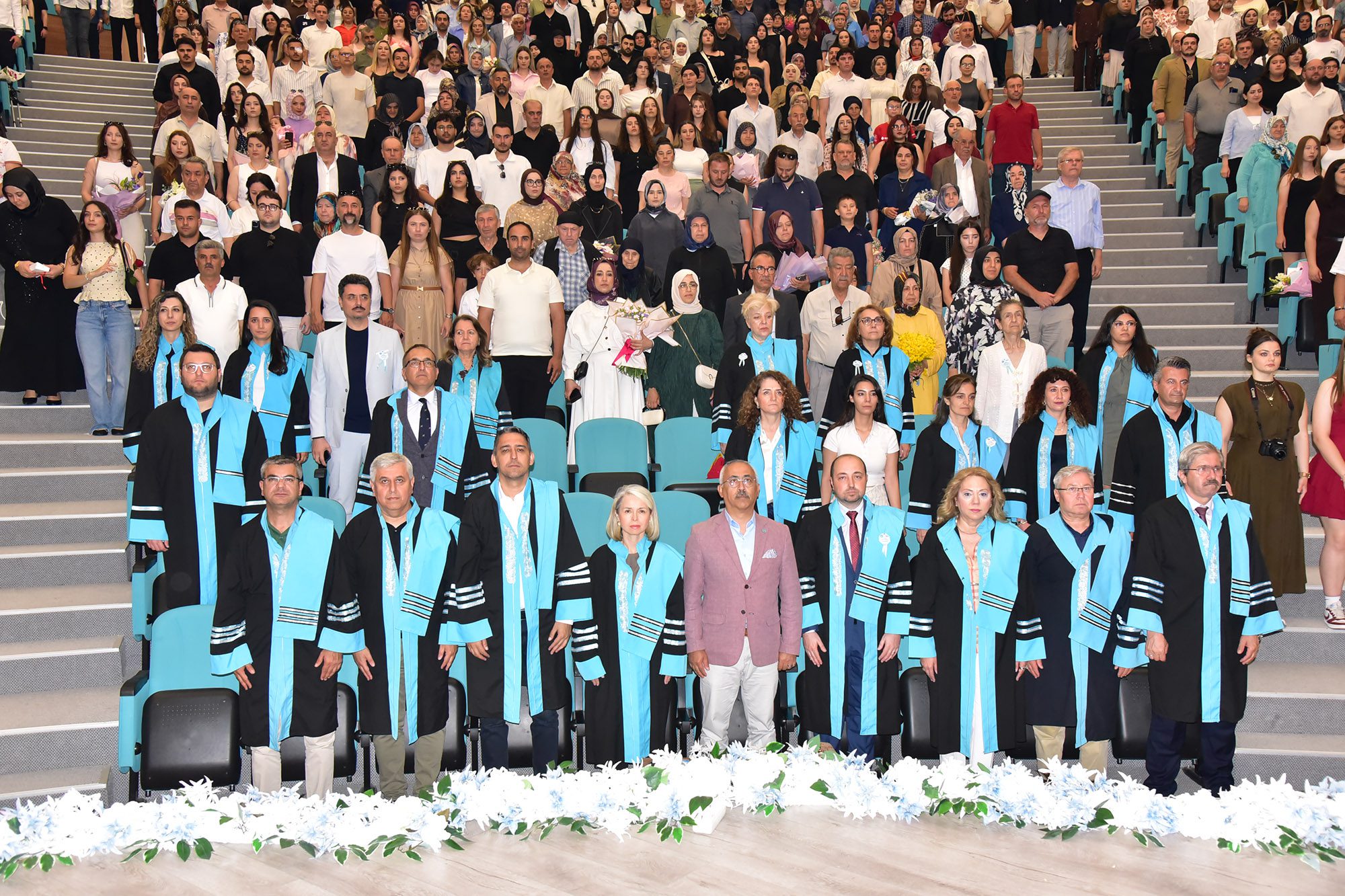 BAÜN Mimarlık Fakültesinde Mezuniyet Mutluluğu