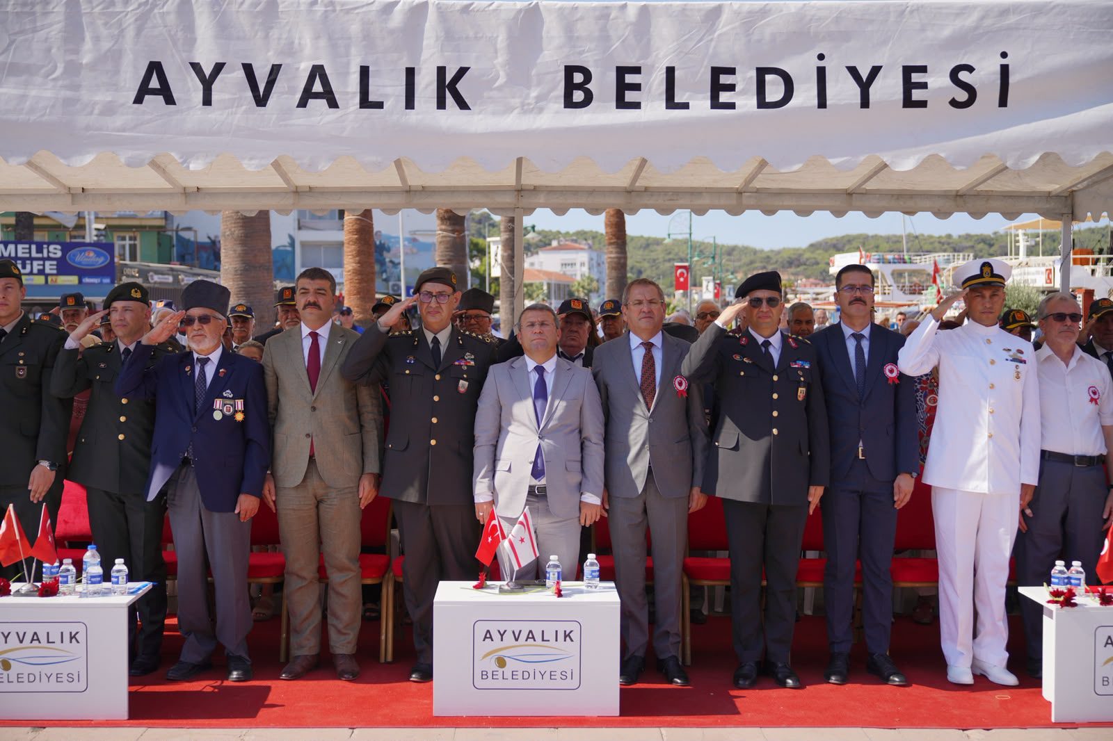 AYVALIK’TA KIBRIS BARIŞ HAREKÂTI’NIN 52. YILI GURURLA ANILDI