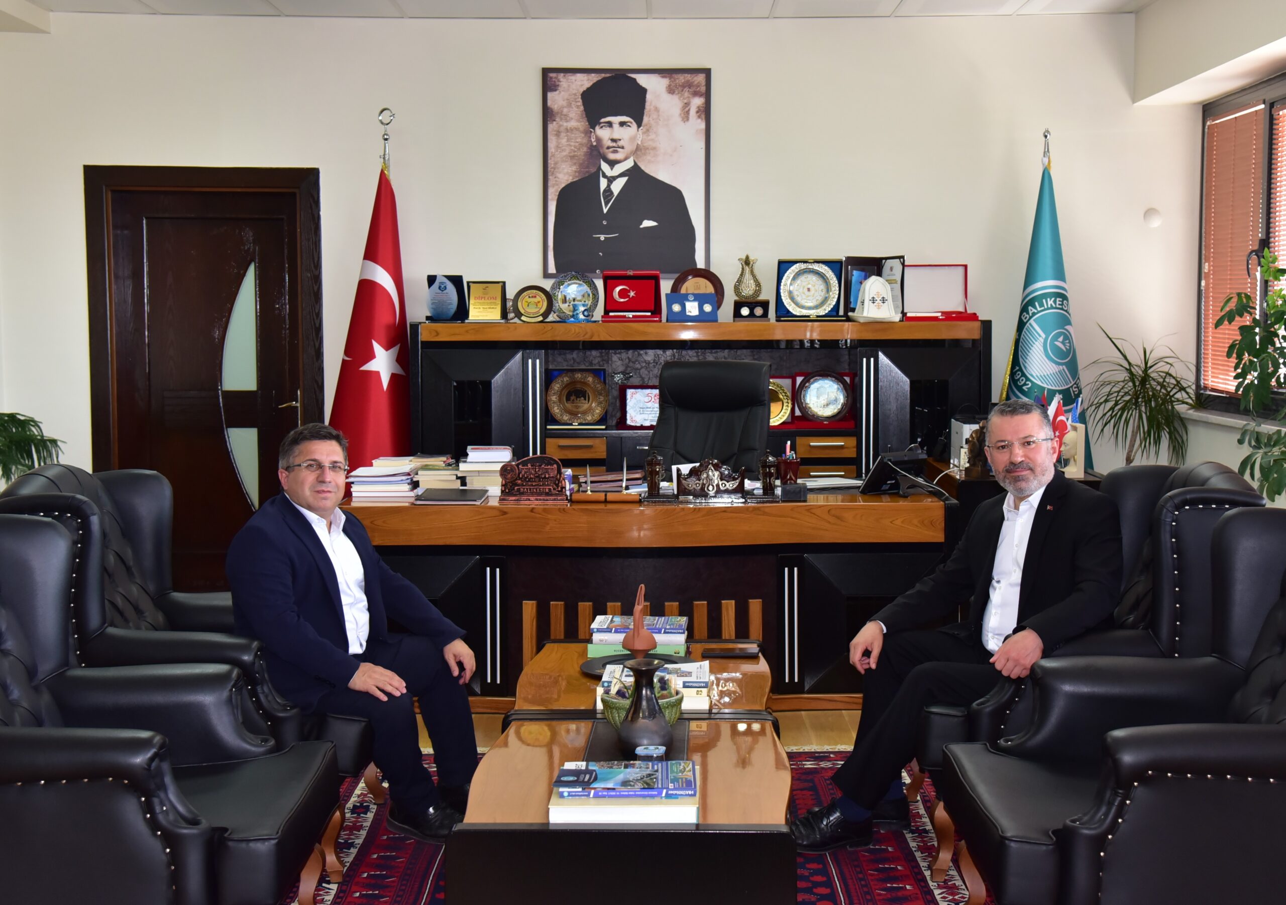Karabük Üniversitesi Rektörü Prof. Dr. Fatih Kırışık’tan Rektör Oğurlu’ya Ziyaret