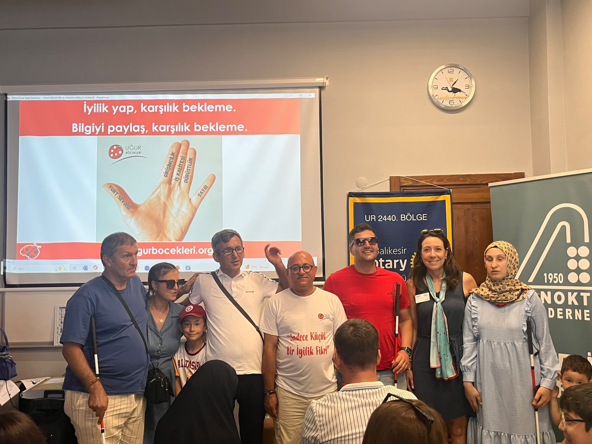 ALTI NOKTA KÖRLER DERNEĞİNDEN EĞİTİM VE EĞLENCEYİ BİR ARAYA GETİREN YAZ ETKİNLİĞİ