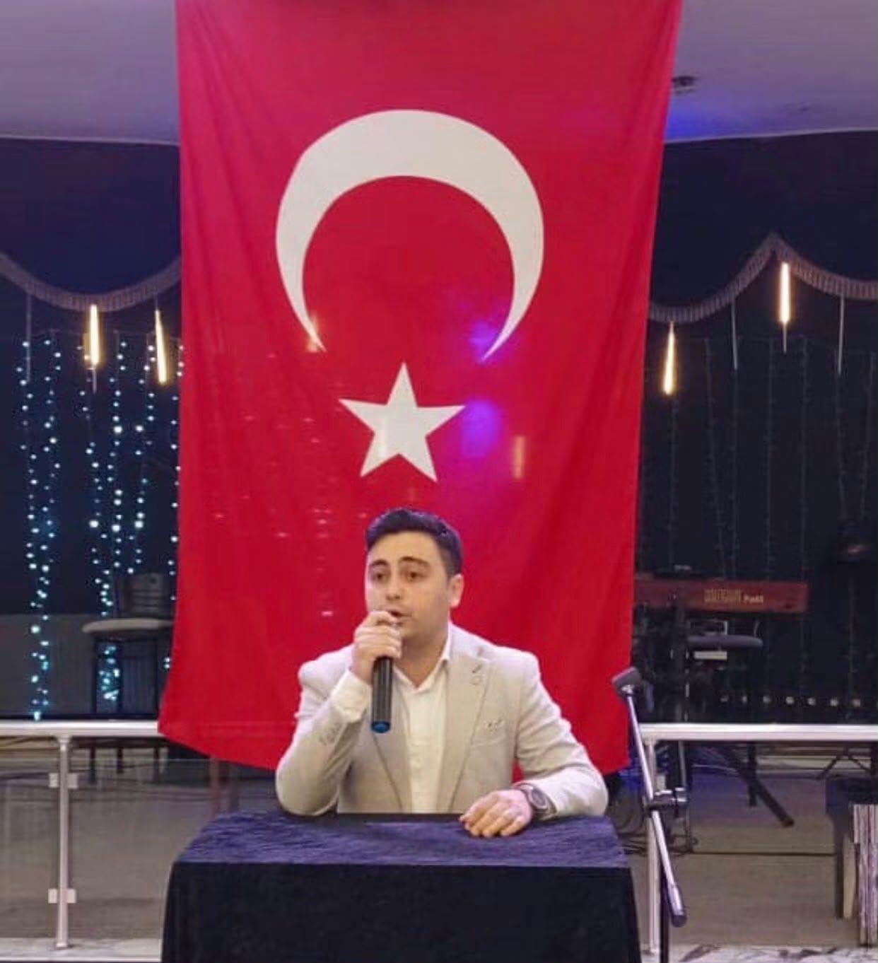 TERÖRÜ BİTİRMENİN YOLU TERÖRİSTİ MUHATAP ALMAK DEĞİLDİR